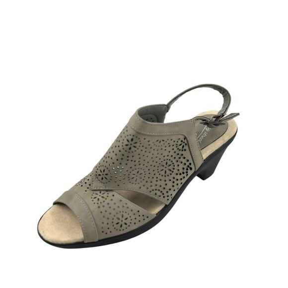 Easy Street Women Perforated Slingback Sandals Linda Size US 7M Gray - Picture 1 of 10